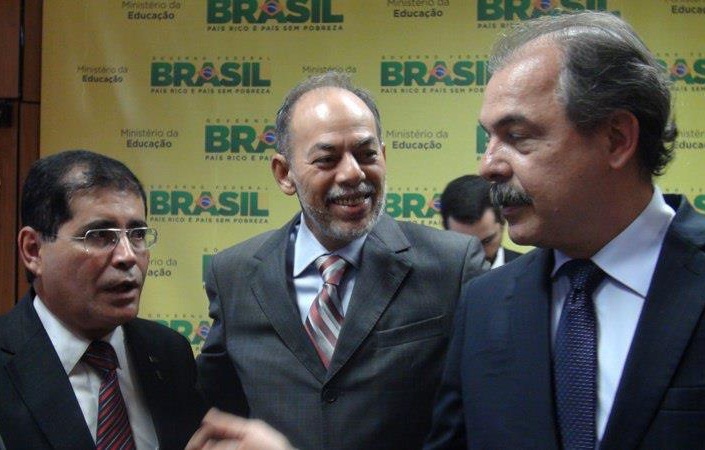 Inácio participa da posse do novo reitor do IFCE