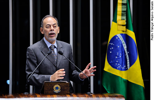 Inácio Arruda faz avaliação positiva da reunião dos governadores