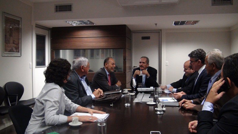 Inácio solicita investimentos para esporte no Ceará