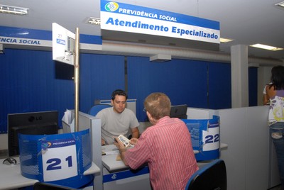 Contribuintes que se aposentam em abril receberão carta do INSS