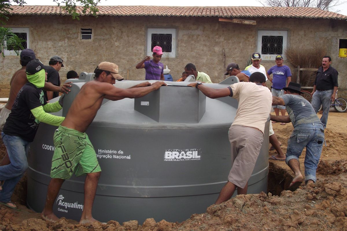 Beneficiários de programa de abastecimento de água terão canal de atendimento
