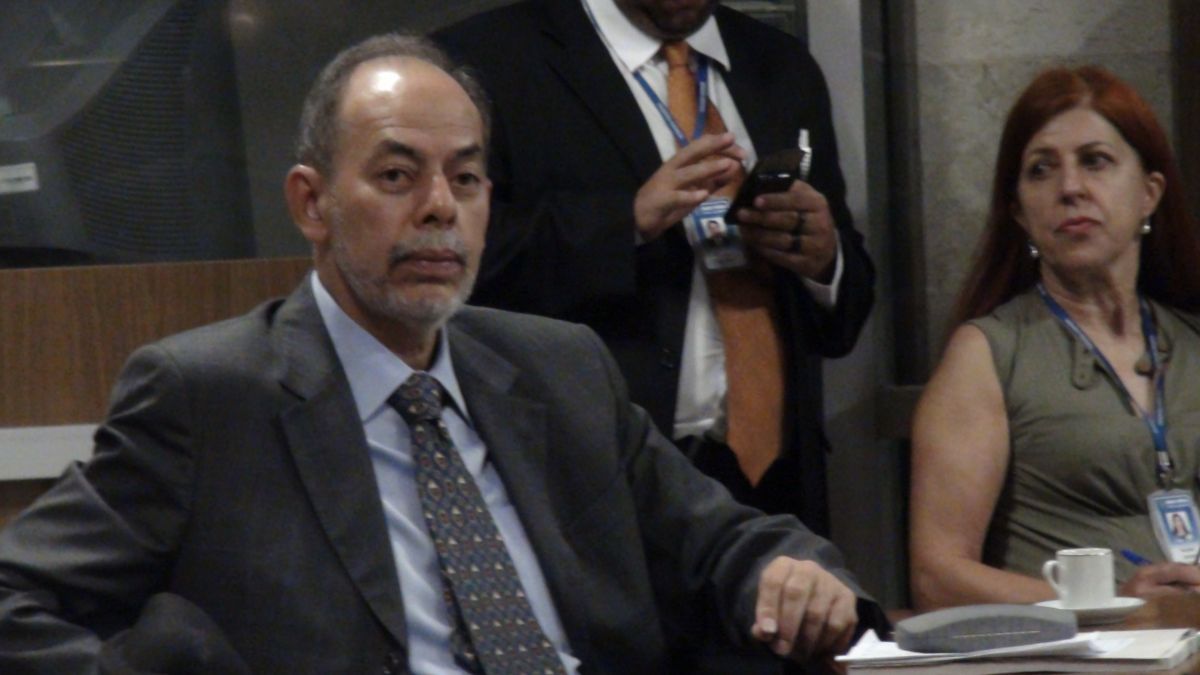Senador Inácio Arruda pede inclusão da PEC 17 na Ordem do Dia do Plenário