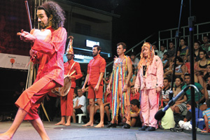 Festival dos Inhamuns leva arte e alegria para o sertão
