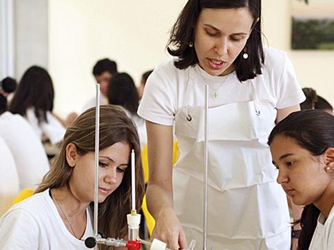 Programa seleciona professores brasileiros para atuarem nos EUA