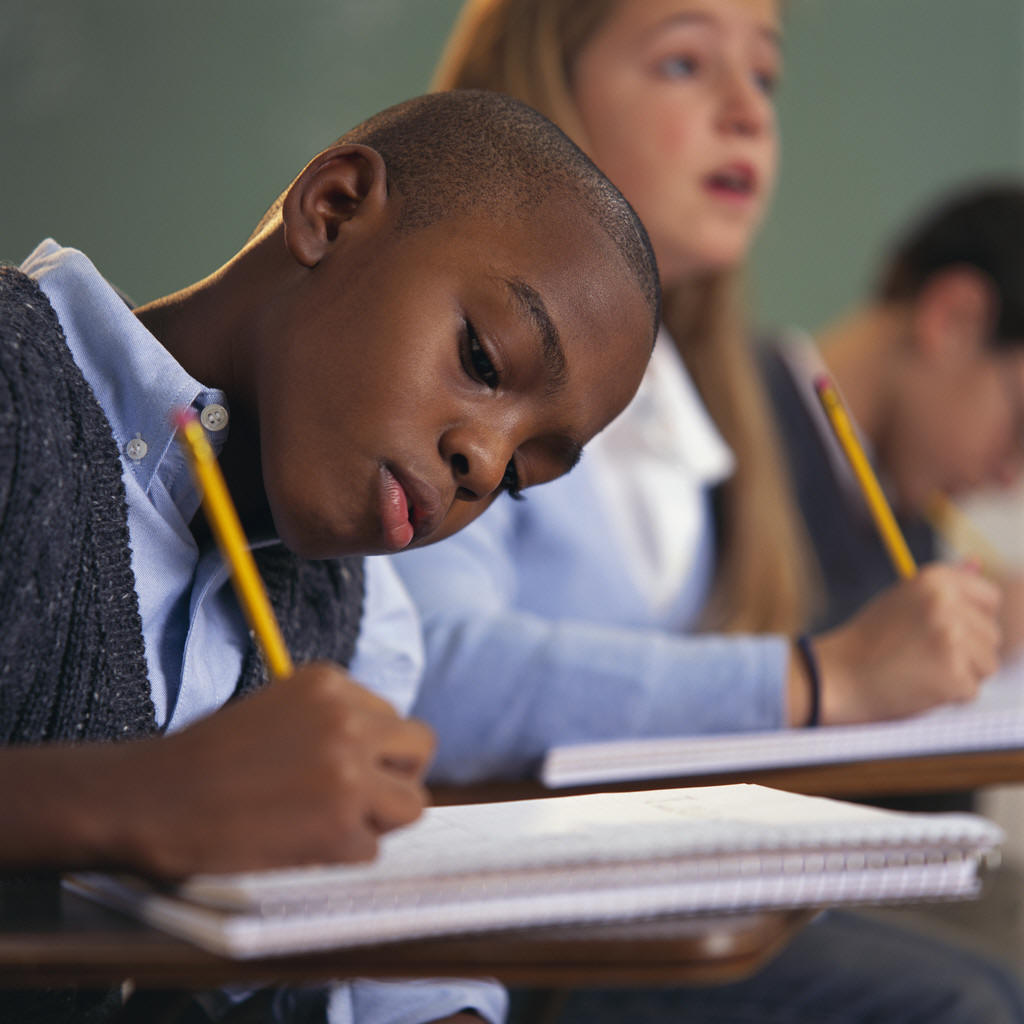 Inácio quer deduzir gastos em educação do superávit primário