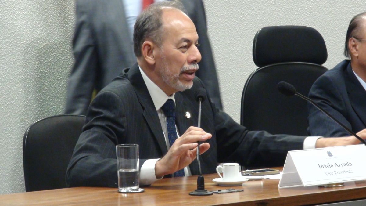 Inácio quer moralizar atuação na concessão de serviço público