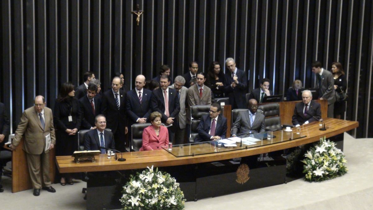 Câmara comemora 25 anos da Constituição Federal