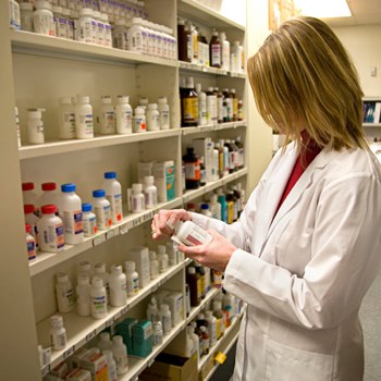 Inscrições prorrogadas para especialização em Assistência Farmaceutica