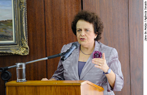 Mulher está mais forte e confiante para denunciar agressão, afirma ministra