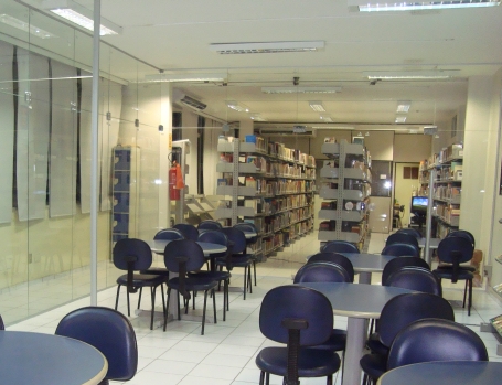 Sesc reforma biblioteca Rachel de Queiroz