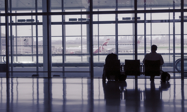 Snowden: Canadá usou Wi-Fi de aeroporto para espionar passageiros
