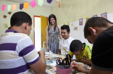 Prefeitura lança edital para seleção de 353 profissionais para a Assistência Social