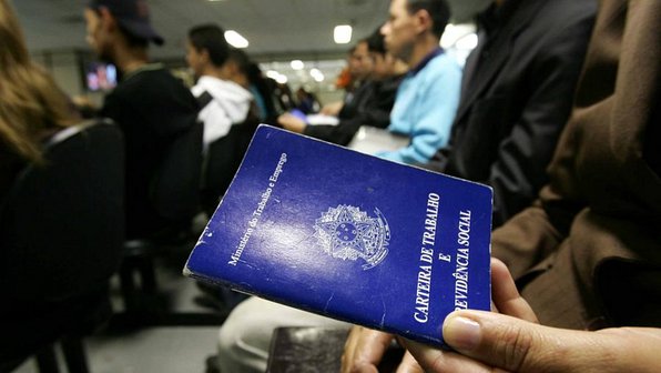Janeiro registra desemprego de 4,8%, menor taxa da série histórica