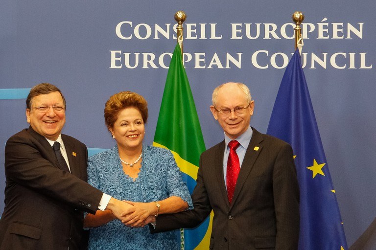 Em Bruxelas, Dilma exalta parceria entre Brasil e UE