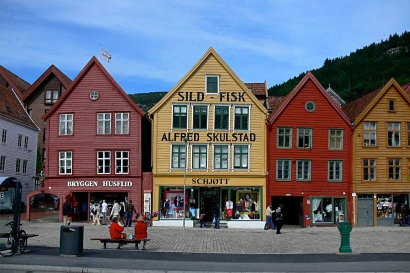 Partido no poder na Noruega pede referendo sobre imigração