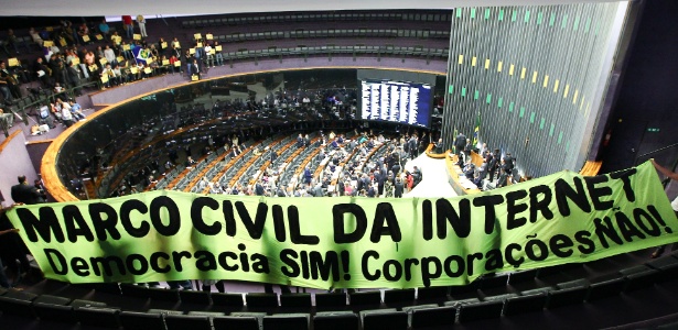 Câmara dos Deputados aprova Marco Civil da Internet