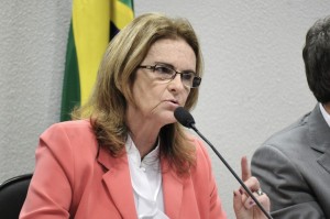 Senador Inácio defende Petrobras e critica o império do mercado