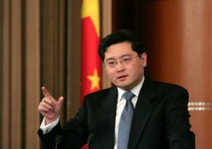 China protesta e convoca embaixador dos EUA para prestar explicações