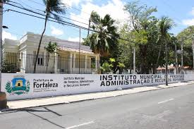 Imparh oferta 690 vagas para cursos de idiomas em Fortaleza