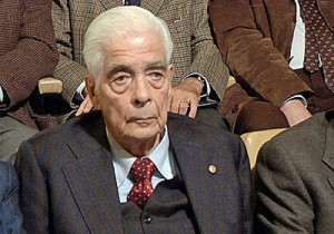 Ex-general argentino é condenado à prisão perpétua por morte de bispo