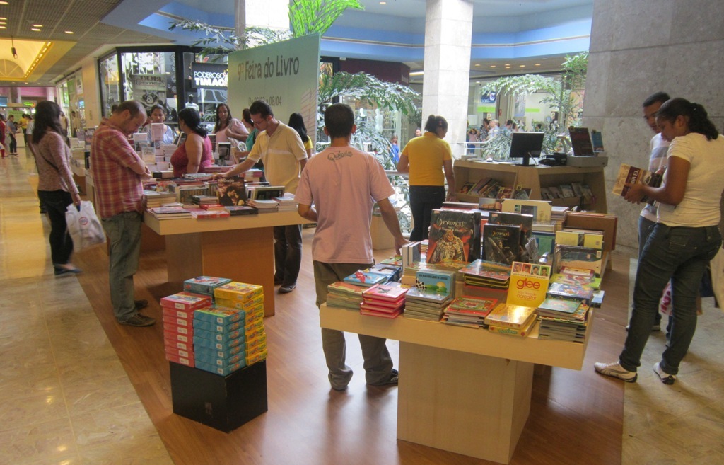 Usuários do Vale-Cultura gastam mais com livros, jornais e revistas, diz MinC