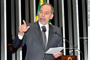 Inácio defende maior repasse de impostos a municípios