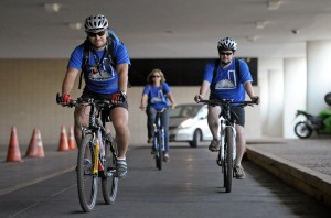 Senado vai ganhar espaço para ciclistas