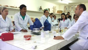 aula prtica laboratrio de biologia