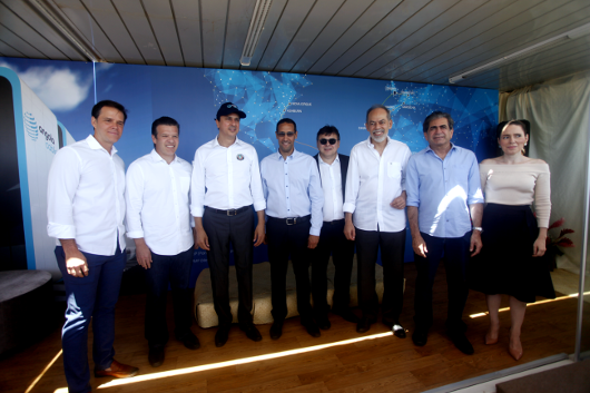 Novo cabo submarino de fibra óptica chega em Fortaleza